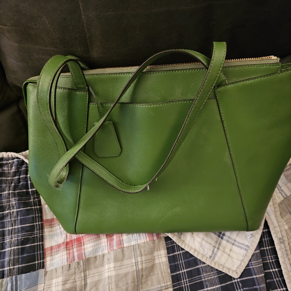 Michael Kors Vibrant Green Tote Bag - Picture 2 of 4